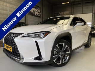 Hoofdafbeelding Lexus UX Lexus UX 250h Preference Line Camera, Carplay, PDC
