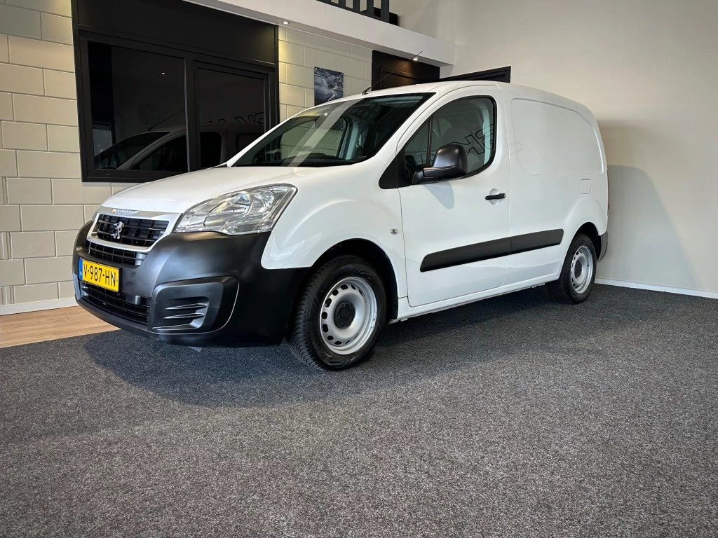 Hoofdafbeelding Peugeot Partner