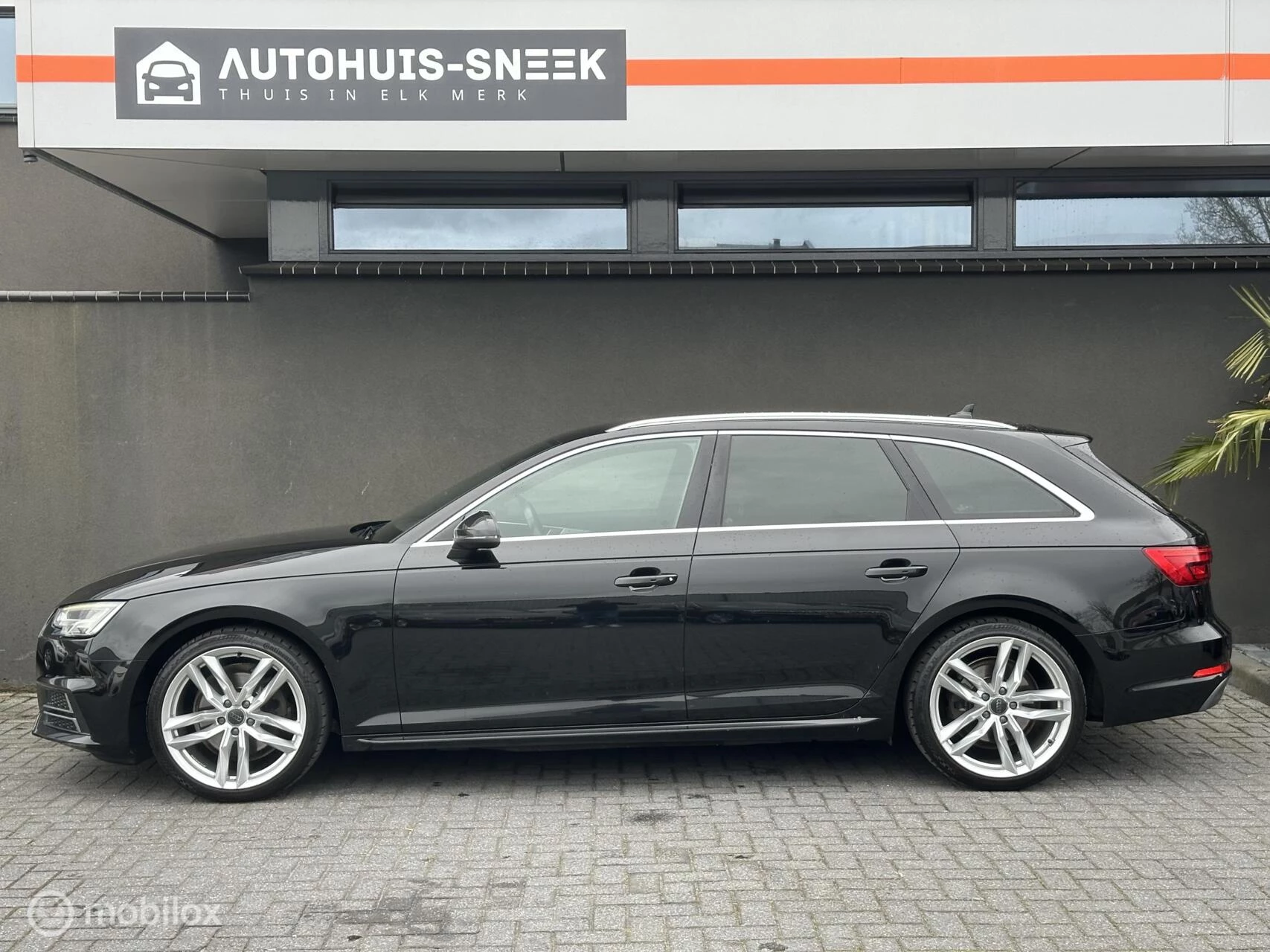 Hoofdafbeelding Audi A4