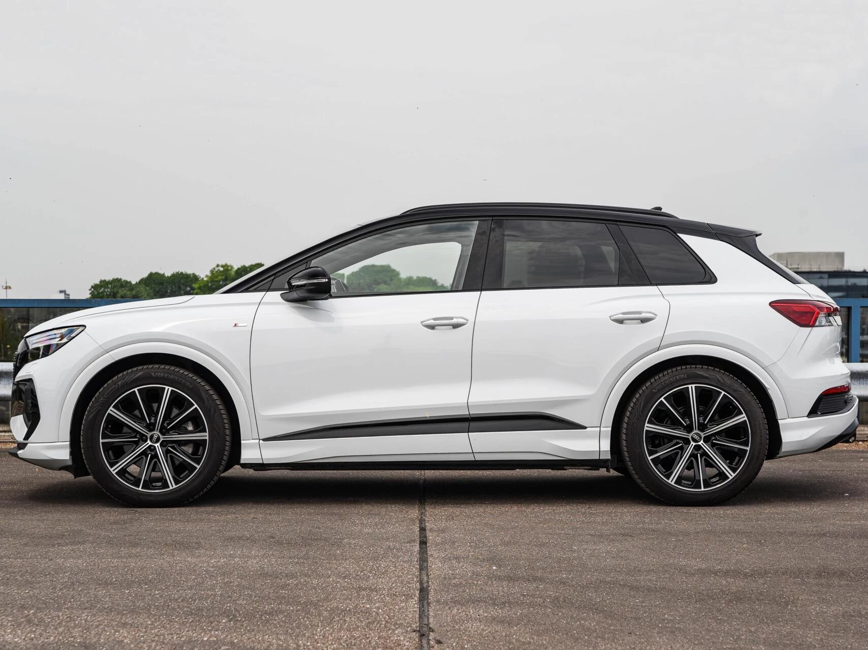 Hoofdafbeelding Audi Q4 e-tron