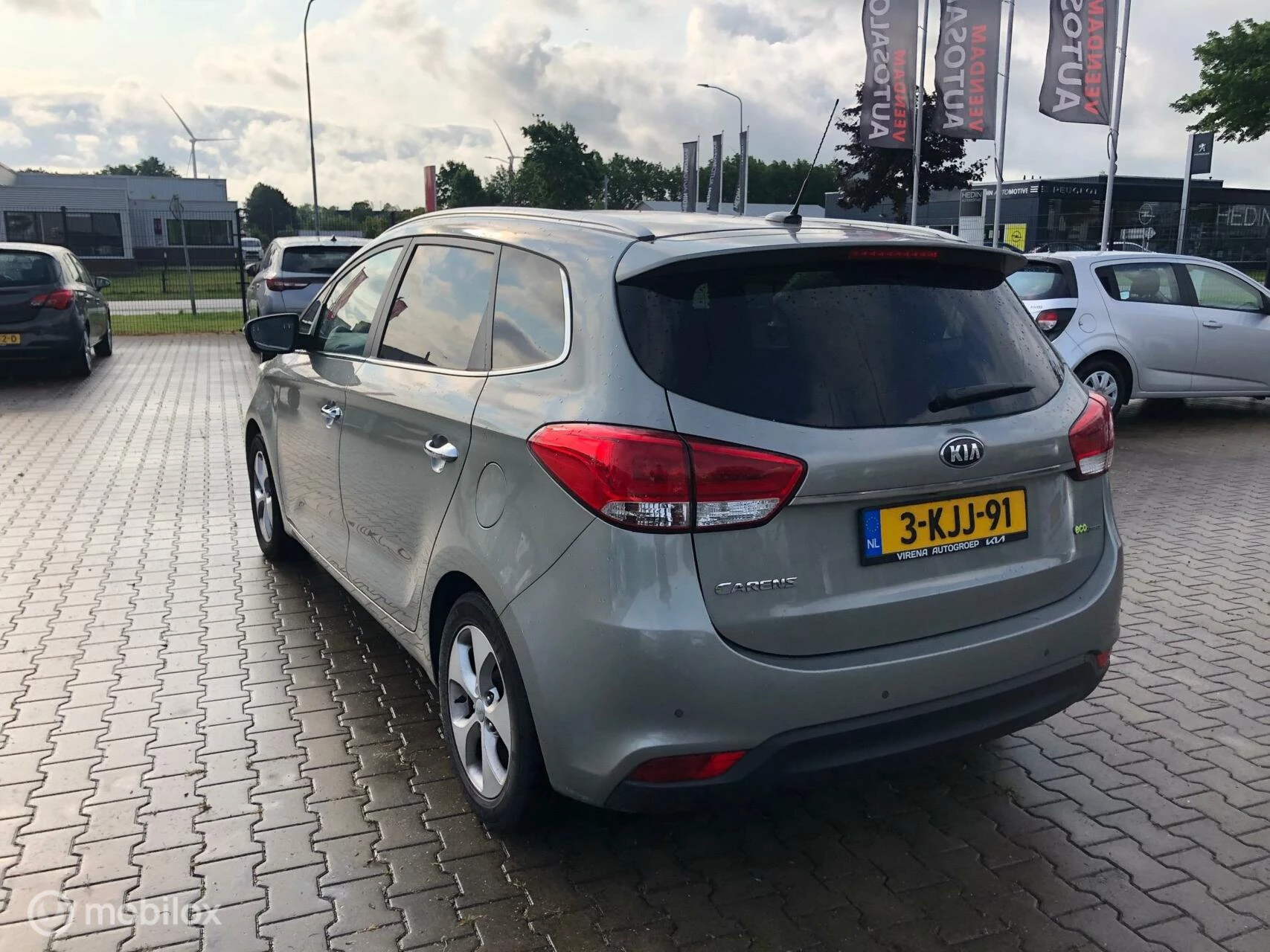 Hoofdafbeelding Kia Carens