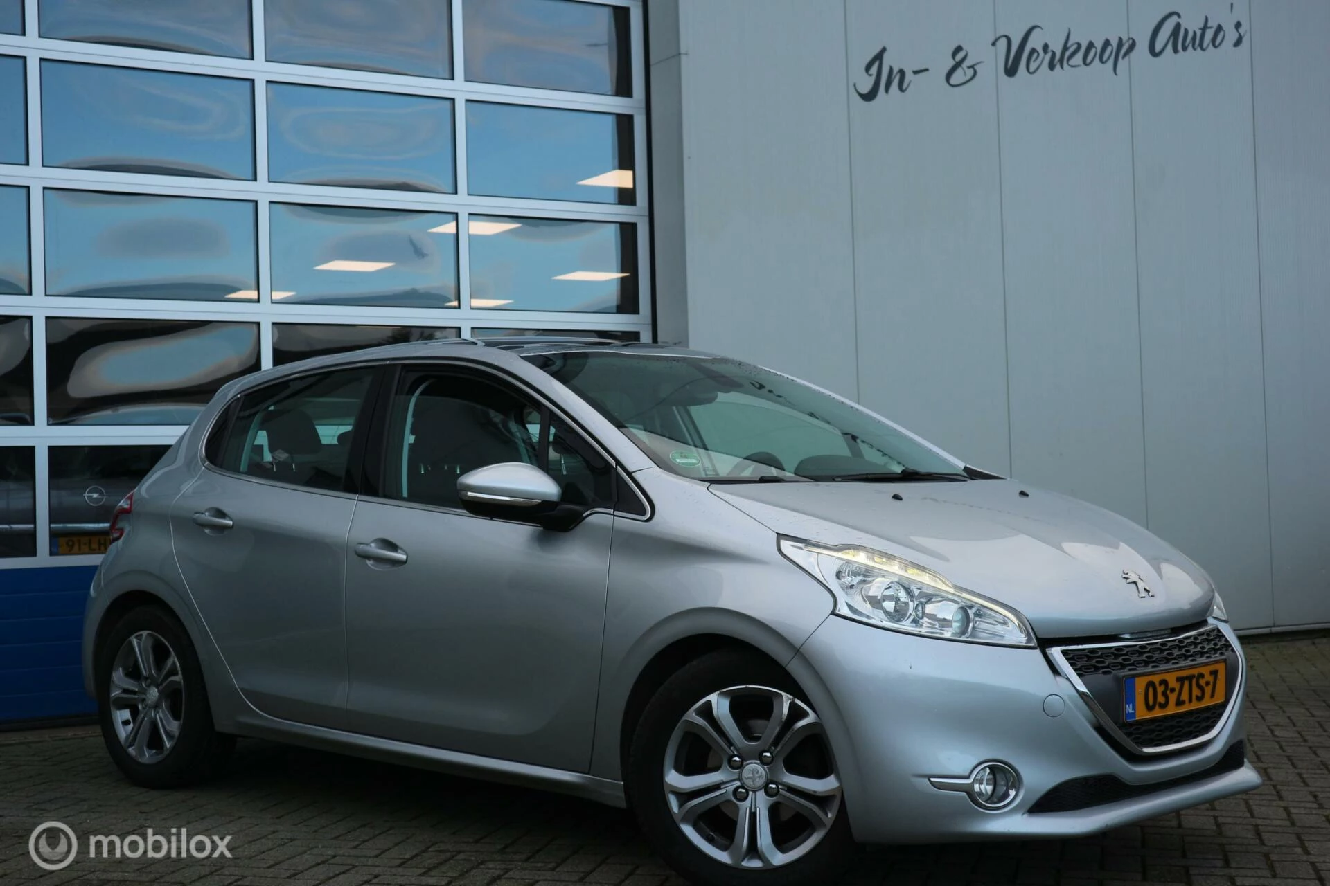 Hoofdafbeelding Peugeot 208