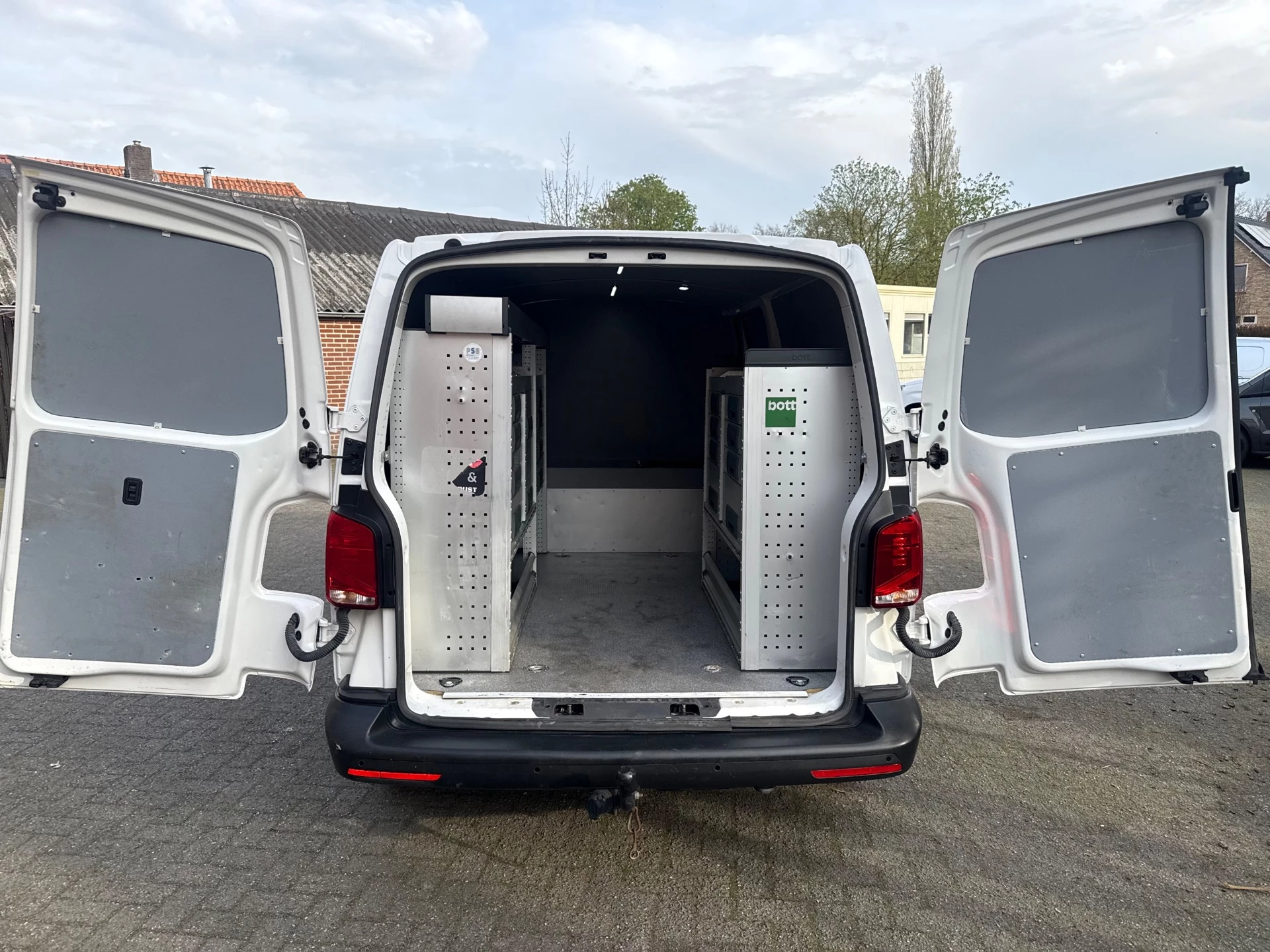 Hoofdafbeelding Volkswagen Transporter