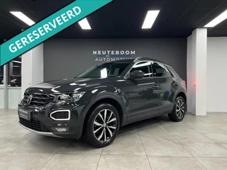 Hoofdafbeelding Volkswagen T-Roc Volkswagen T-Roc 1.0 TSI | Carplay | Lane | Virtual |Led |
