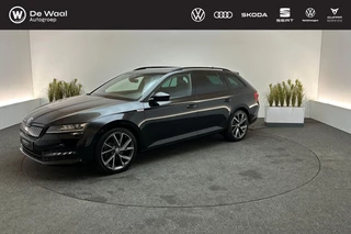Hoofdafbeelding Škoda Superb Skoda Superb Combi 1.4 TSI 218pk DSG iV Sportline Business | Adaptive Cruise Control, Park Assist, 19" LM Velgen |