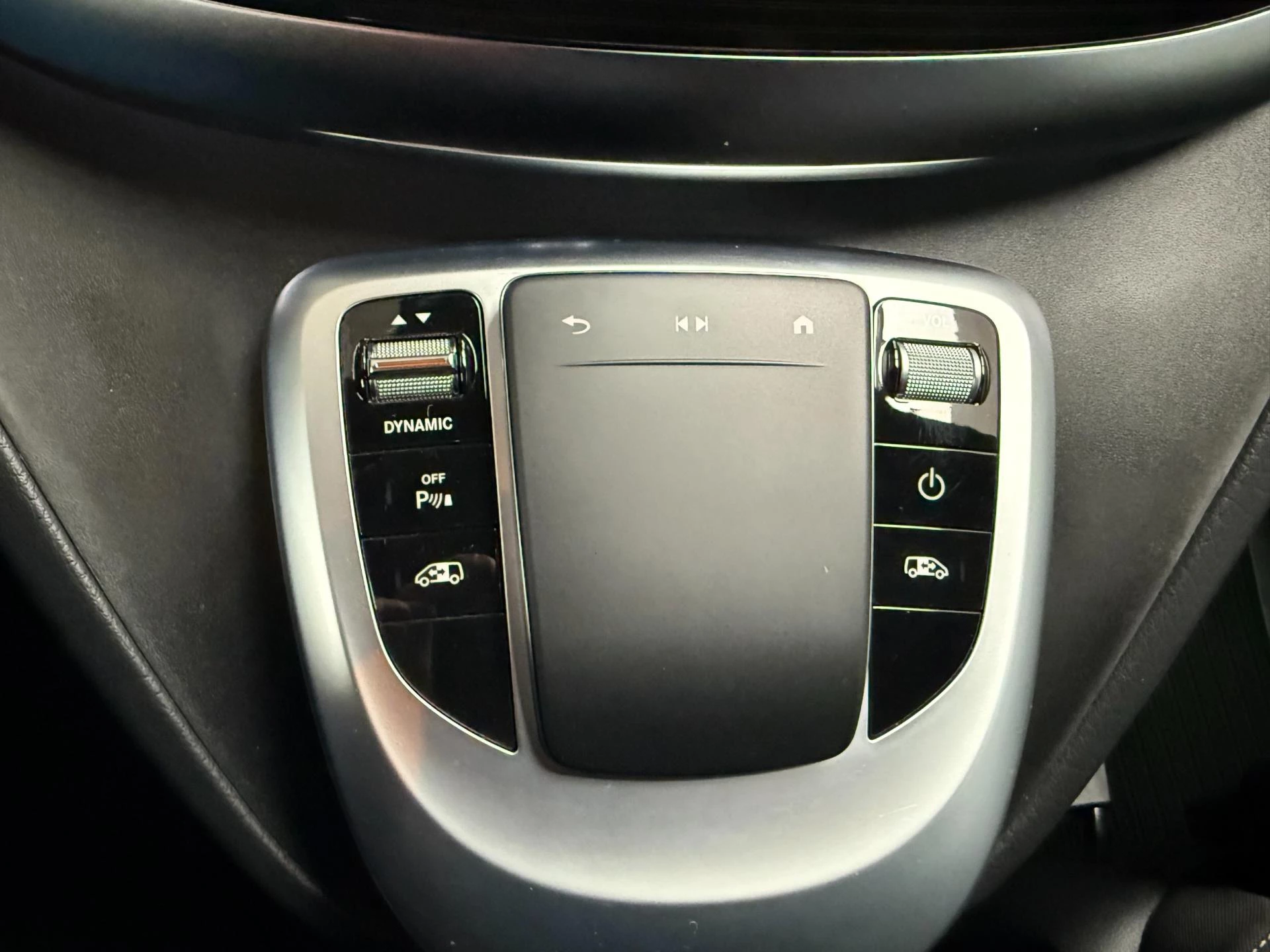 Hoofdafbeelding Mercedes-Benz EQV