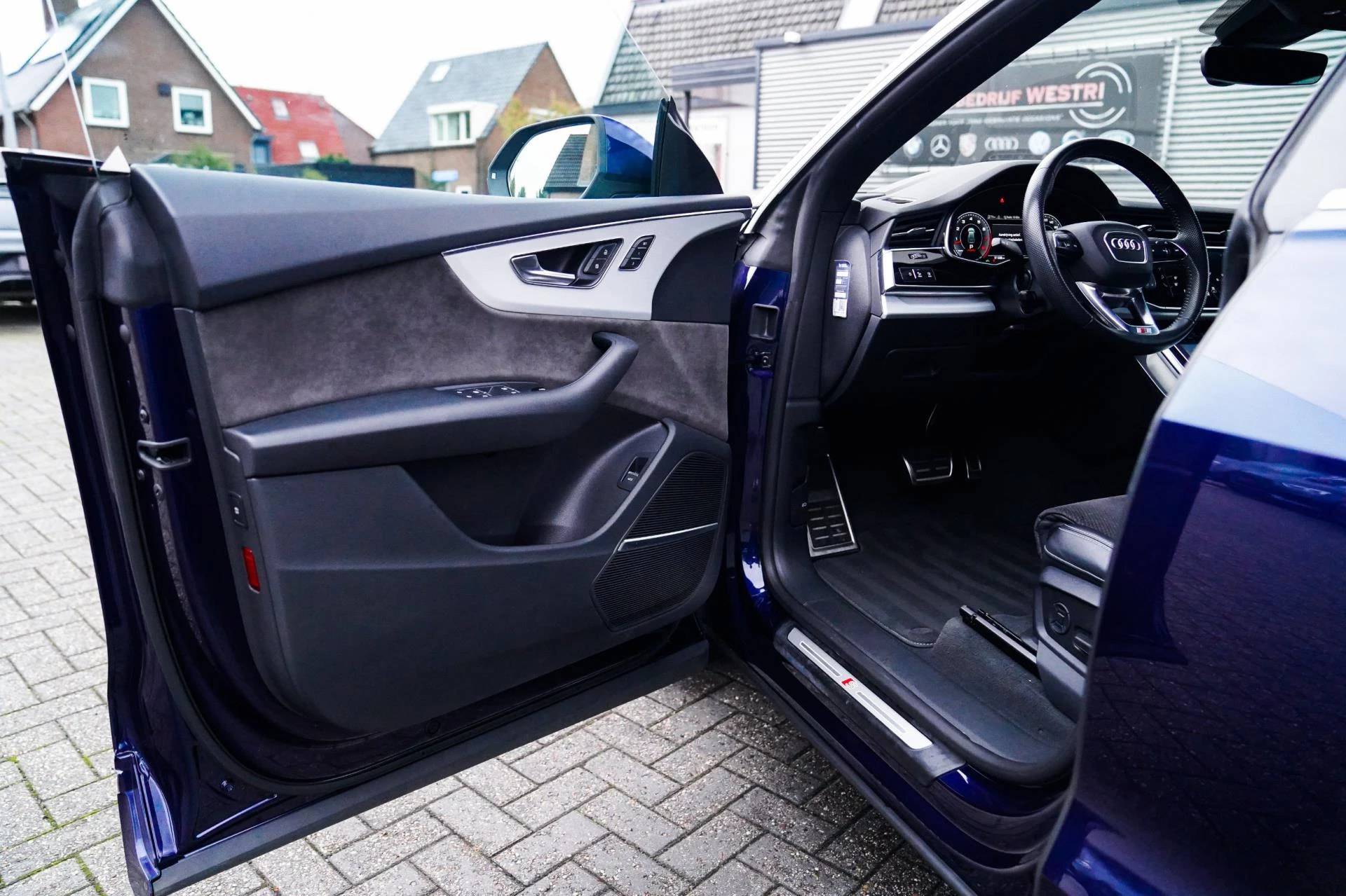 Hoofdafbeelding Audi Q8