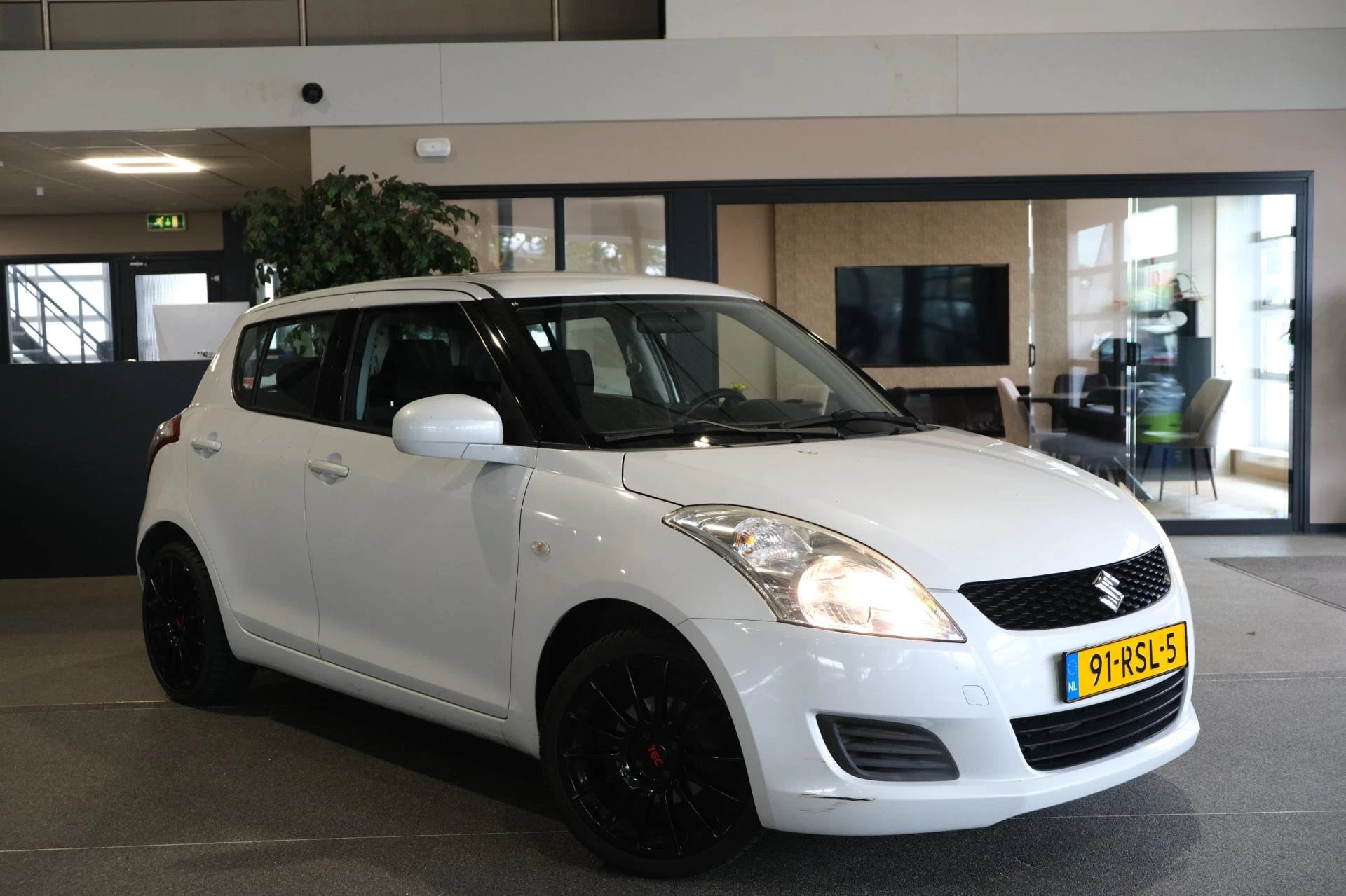 Hoofdafbeelding Suzuki Swift