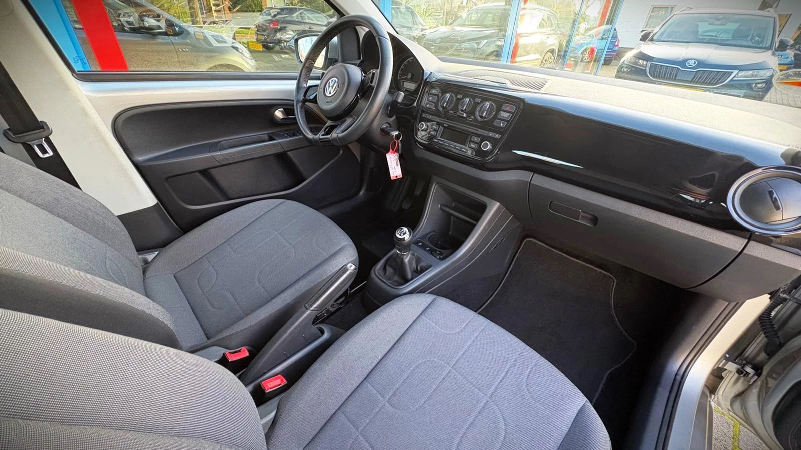 Hoofdafbeelding Volkswagen up!