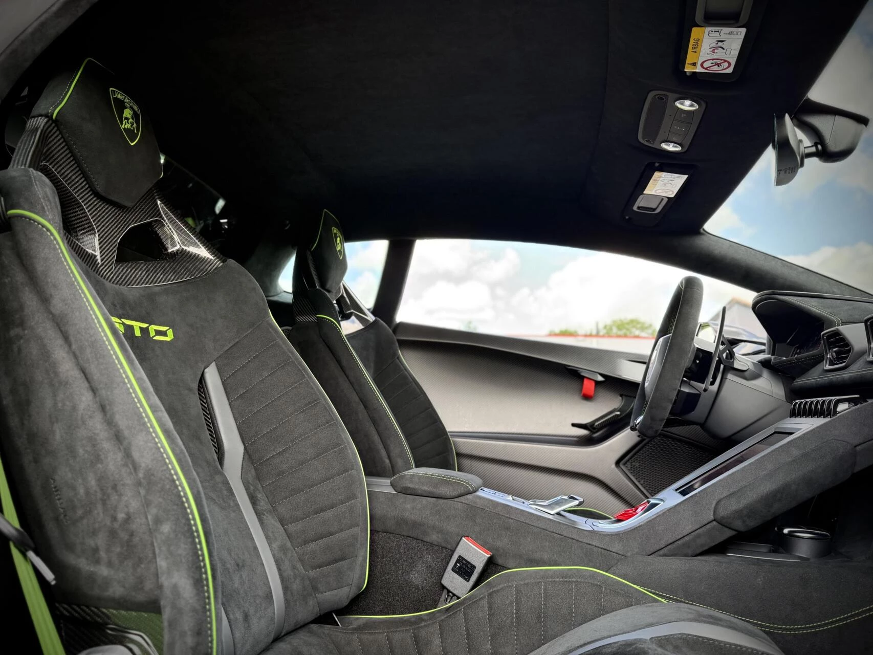 Hoofdafbeelding Lamborghini Huracán