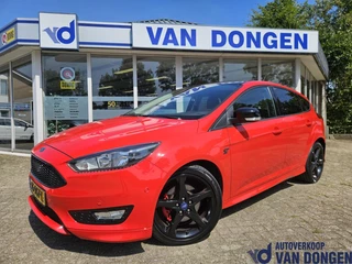 Ford Focus 1.5 Red Edition ST-Line | NL Auto! | Motor 40.000 KM! | Trekhaak