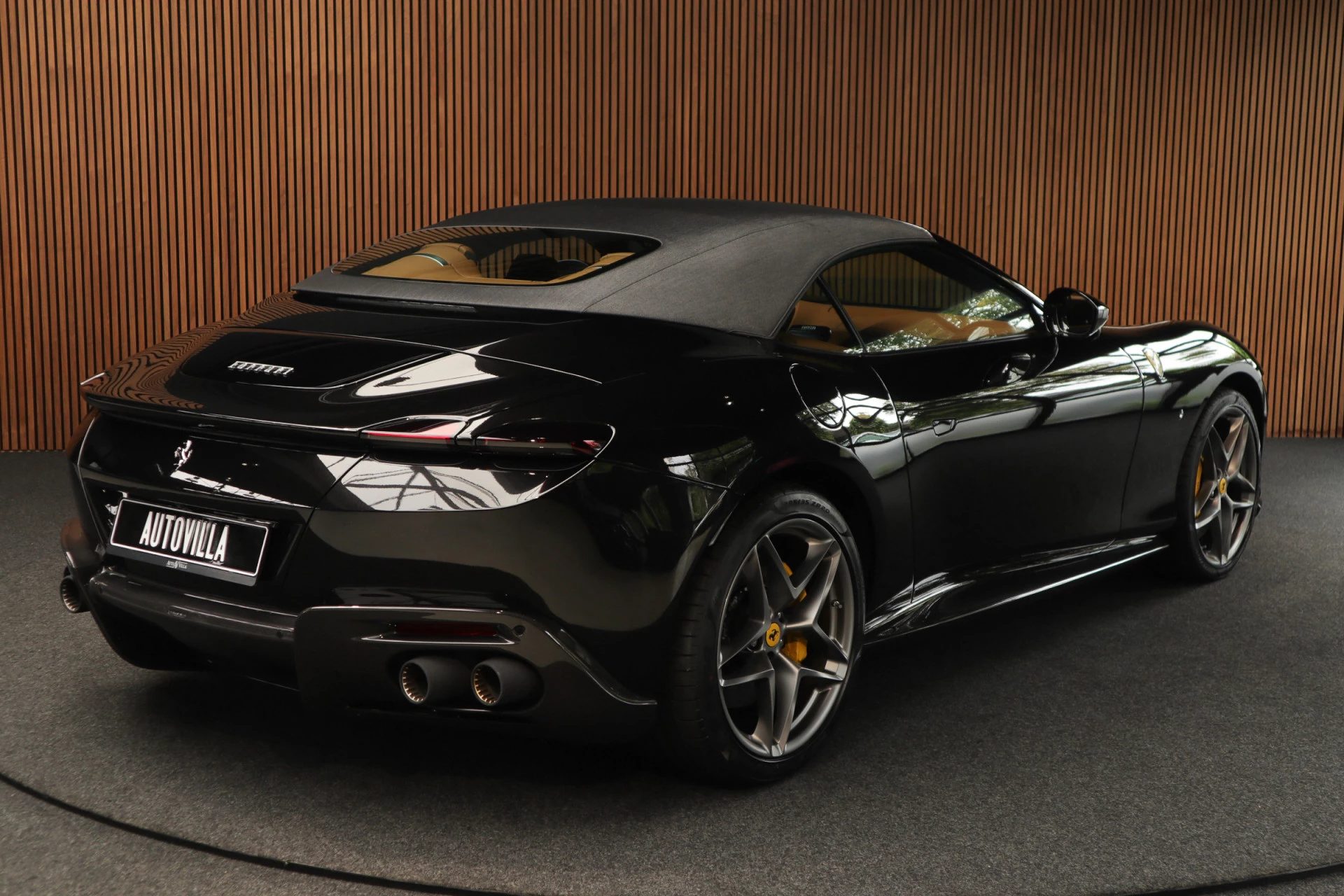 Hoofdafbeelding Ferrari Roma