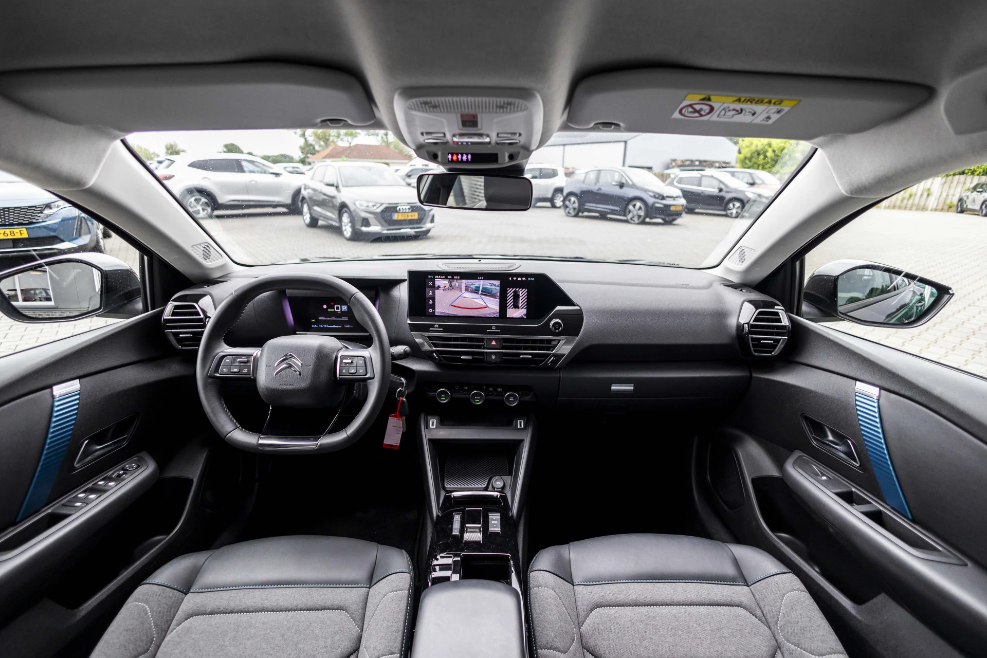 Hoofdafbeelding Citroën ë-C4
