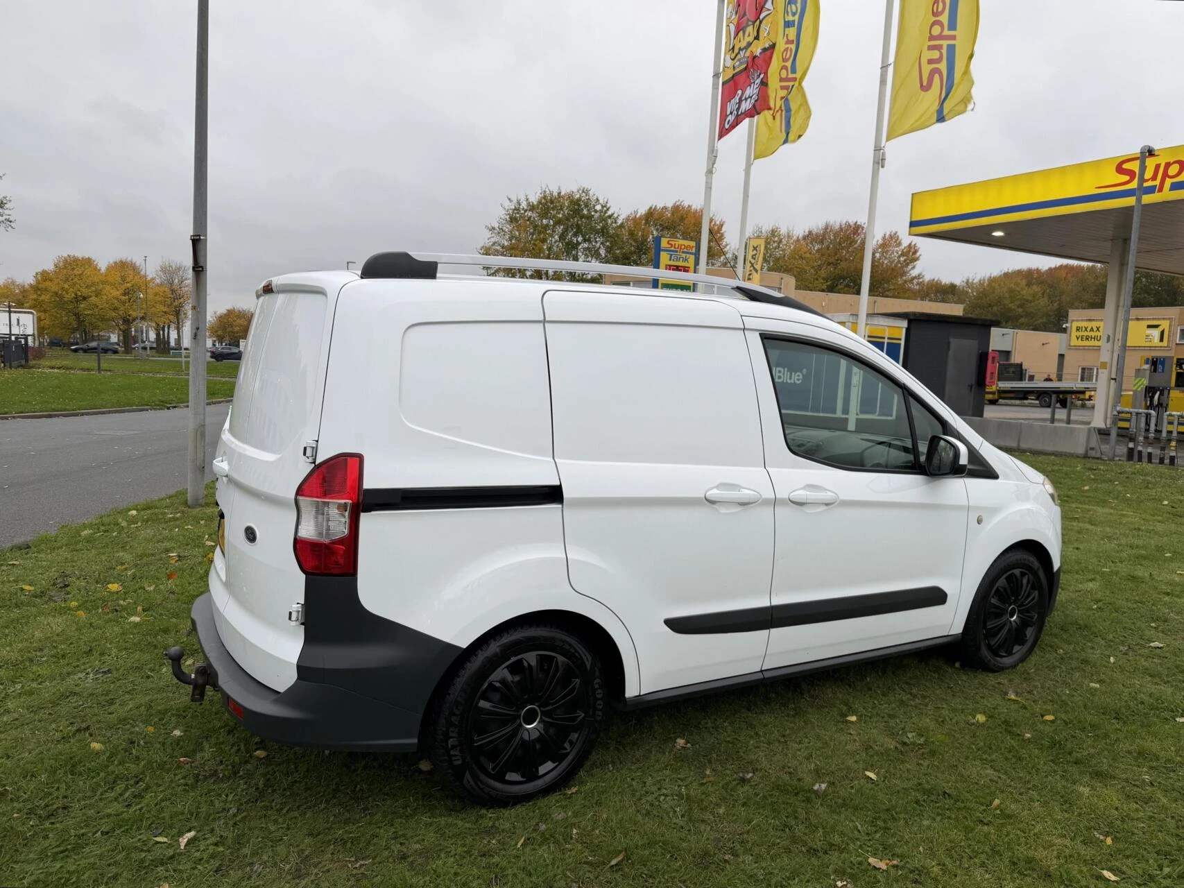 Hoofdafbeelding Ford Transit Courier