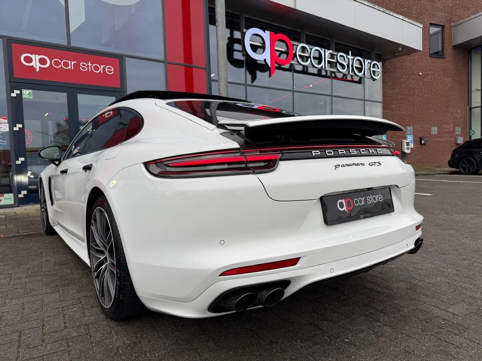 Hoofdafbeelding Porsche Panamera