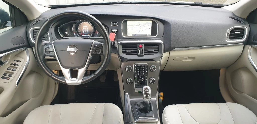 Hoofdafbeelding Volvo V40