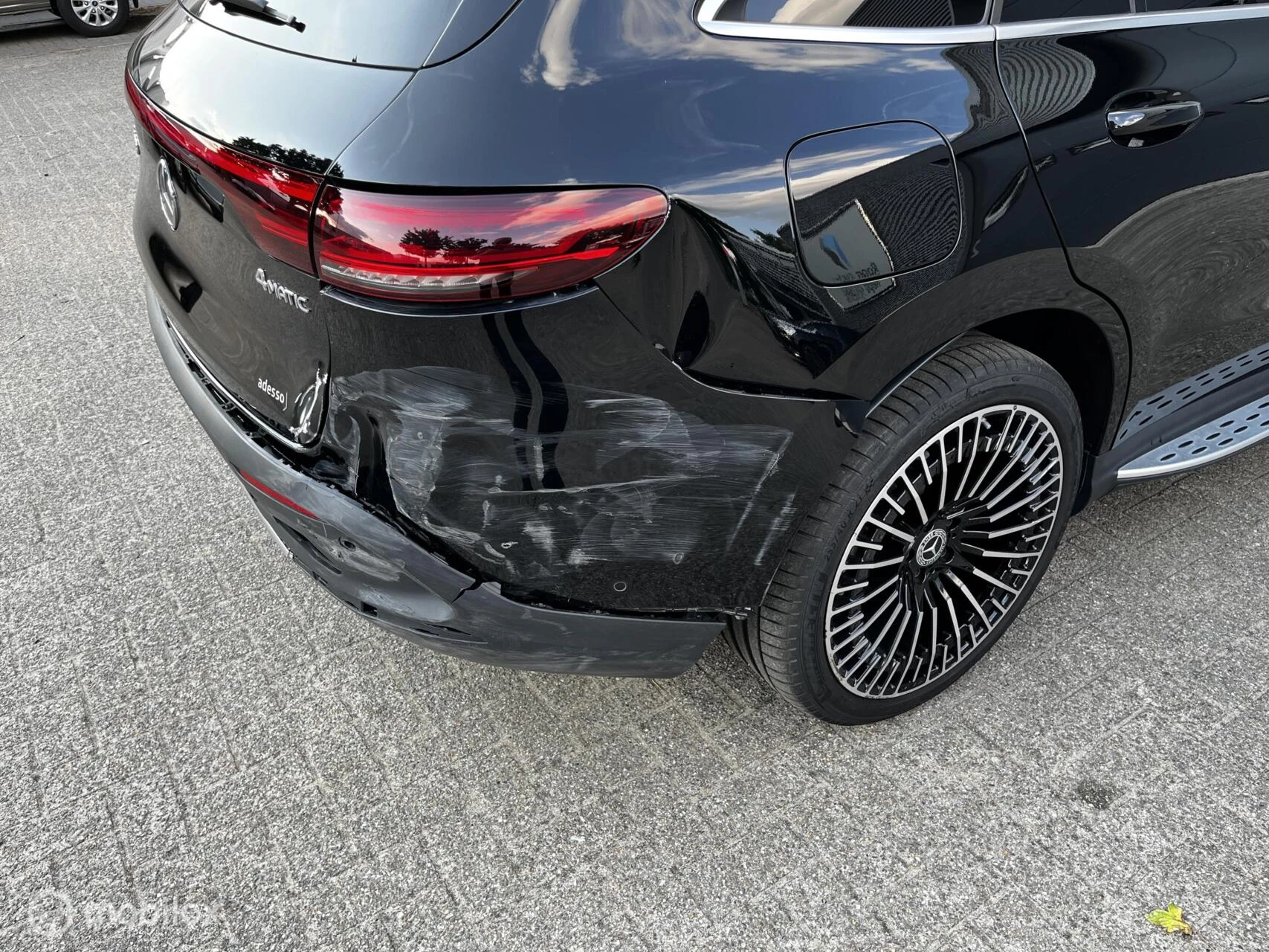 Hoofdafbeelding Mercedes-Benz EQC