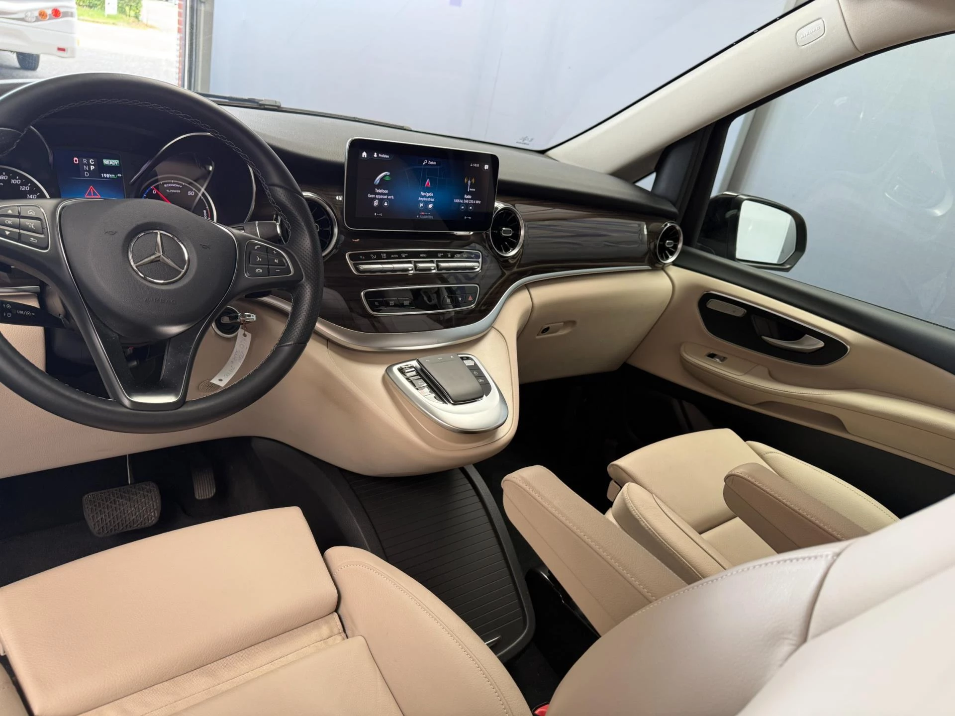 Hoofdafbeelding Mercedes-Benz EQV