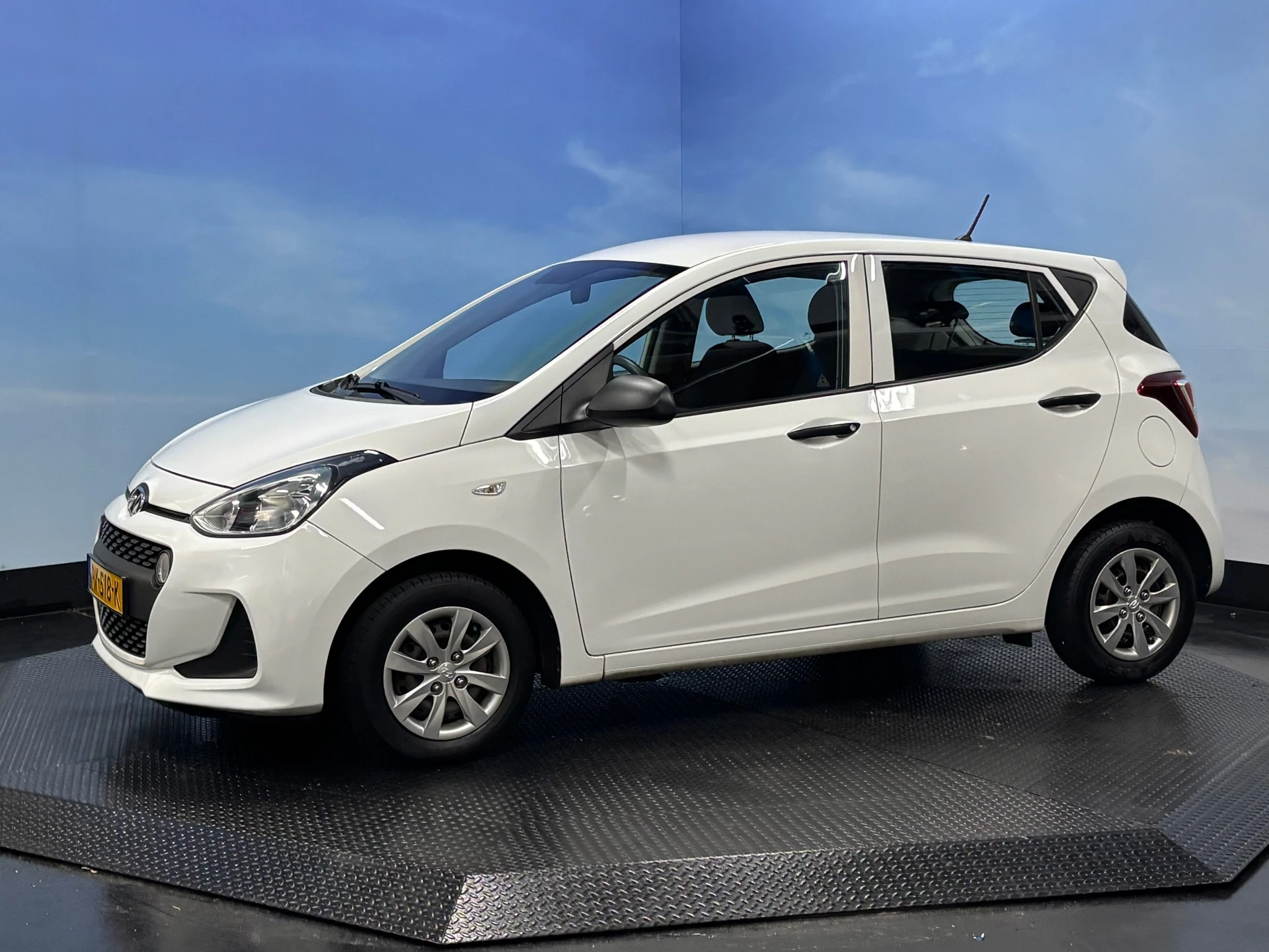 Hoofdafbeelding Hyundai i10