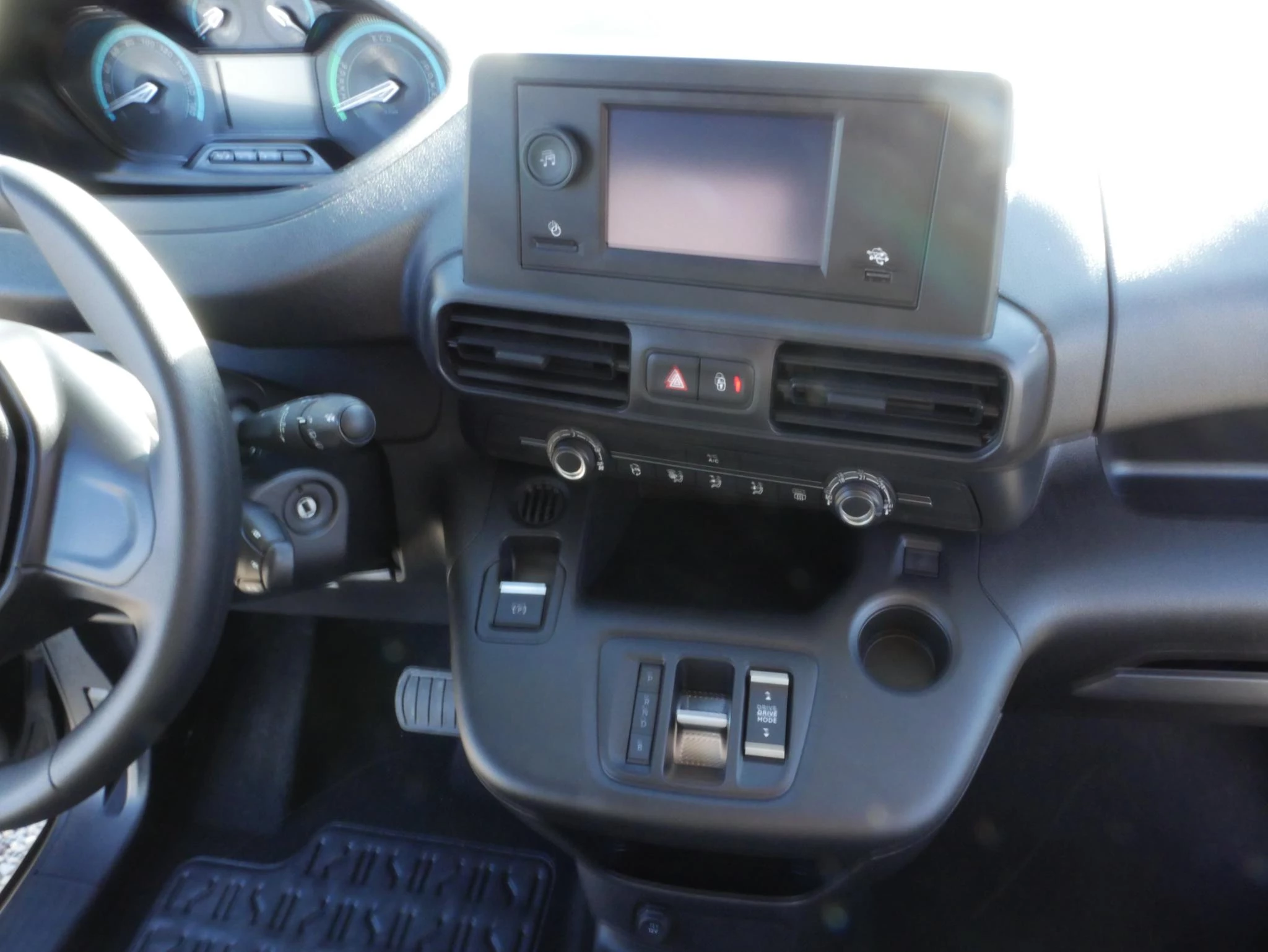 Hoofdafbeelding Peugeot e-Partner