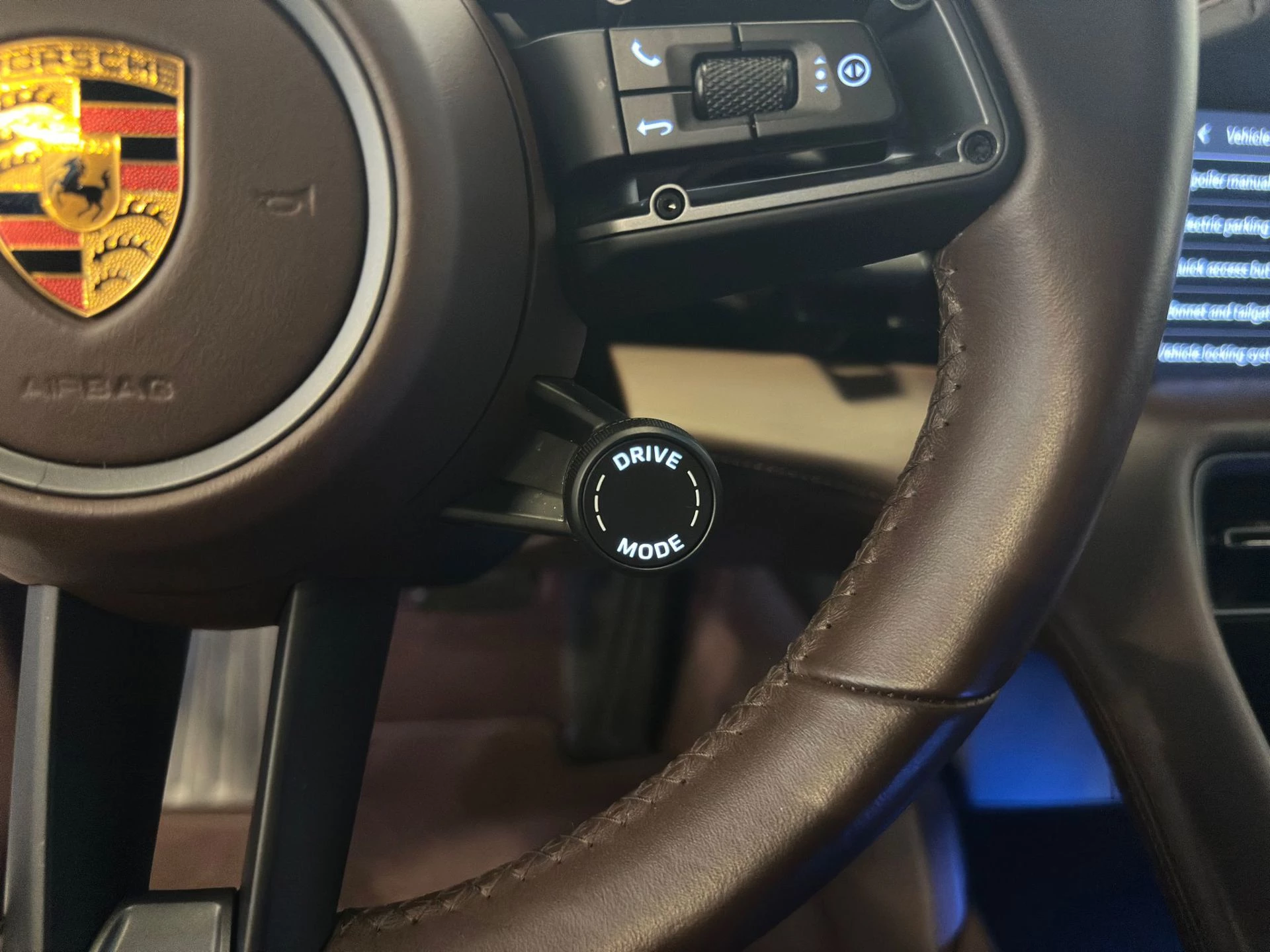 Hoofdafbeelding Porsche Taycan