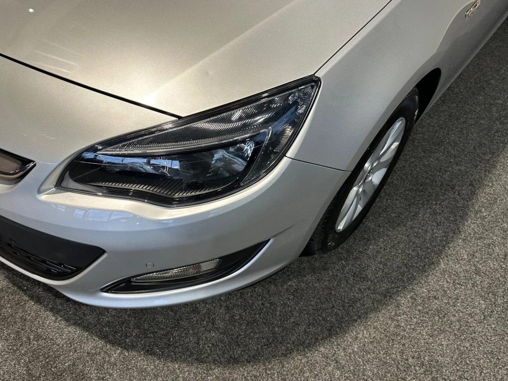 Hoofdafbeelding Opel Astra