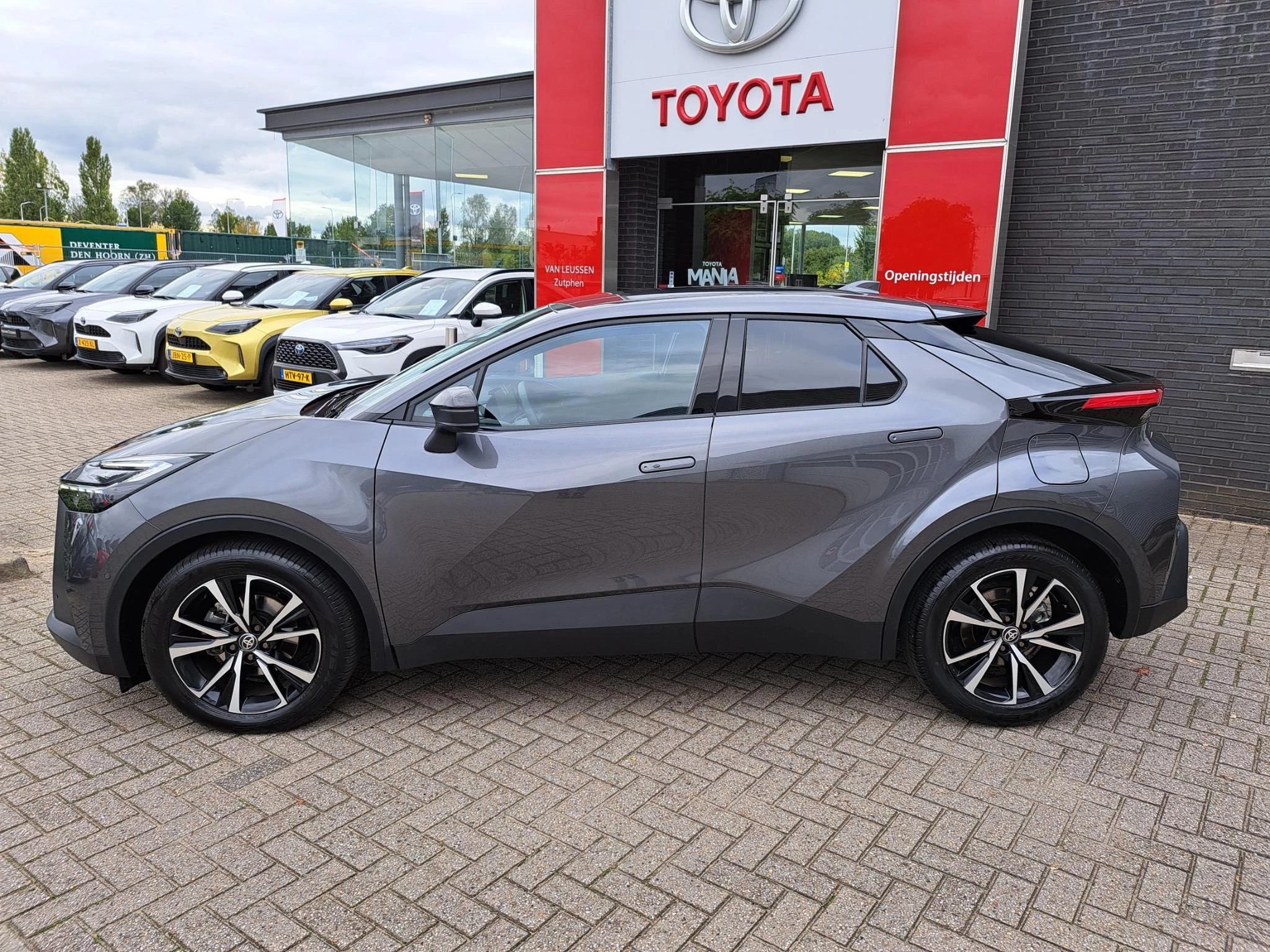 Hoofdafbeelding Toyota C-HR