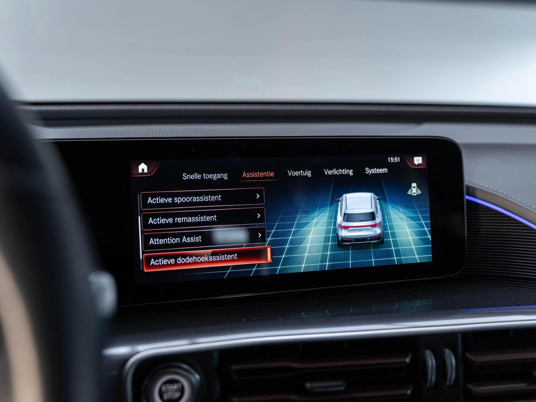 Hoofdafbeelding Mercedes-Benz EQC