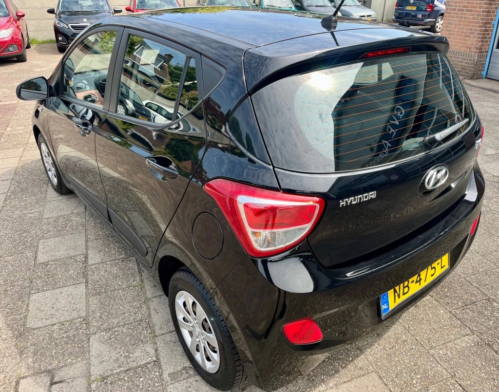 Hoofdafbeelding Hyundai i10