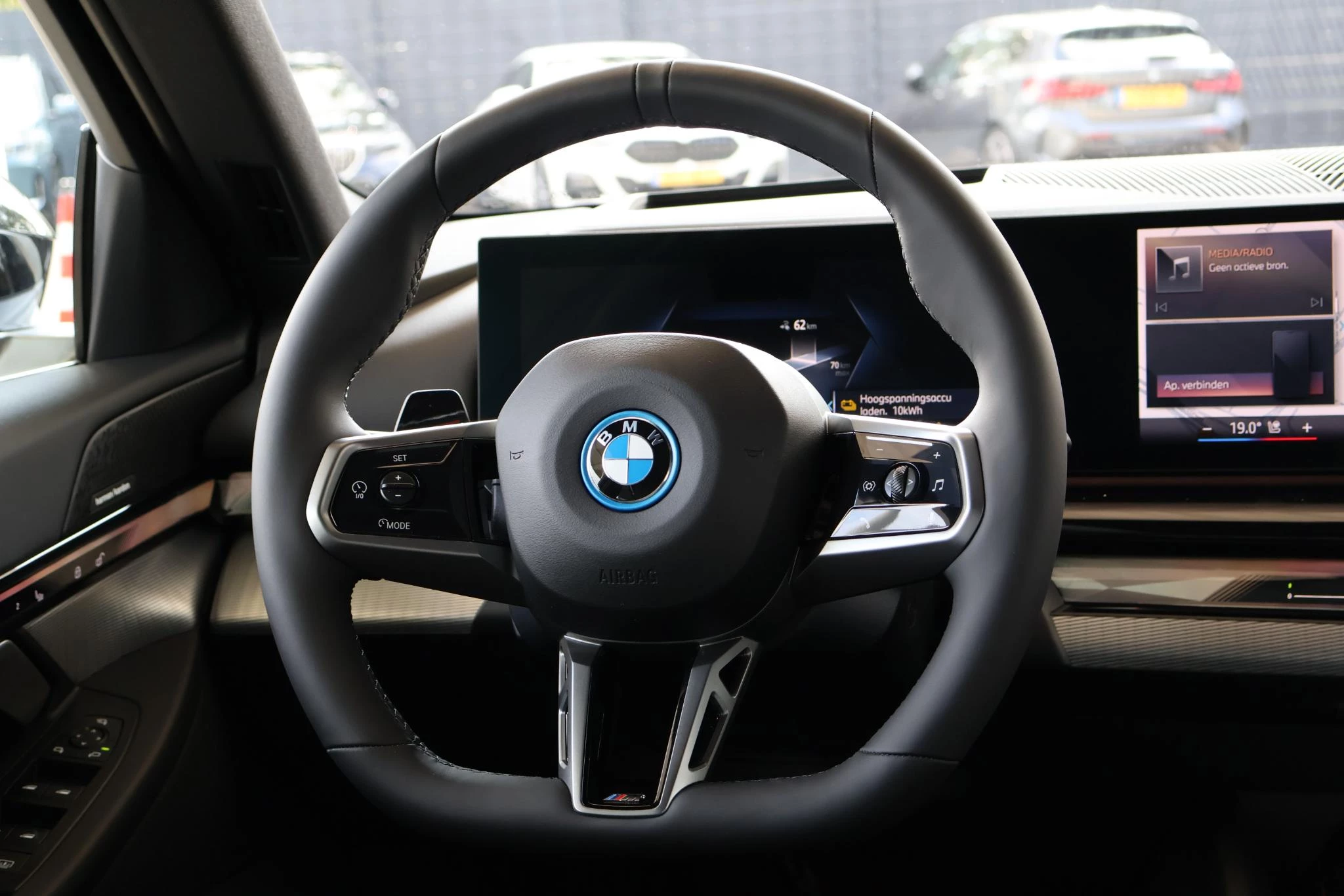 Hoofdafbeelding BMW i5