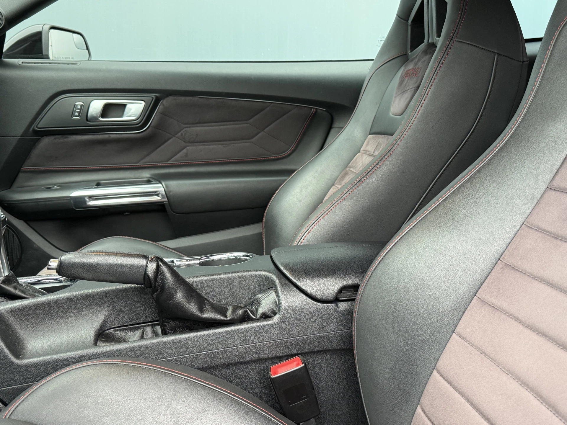 Hoofdafbeelding Ford Mustang