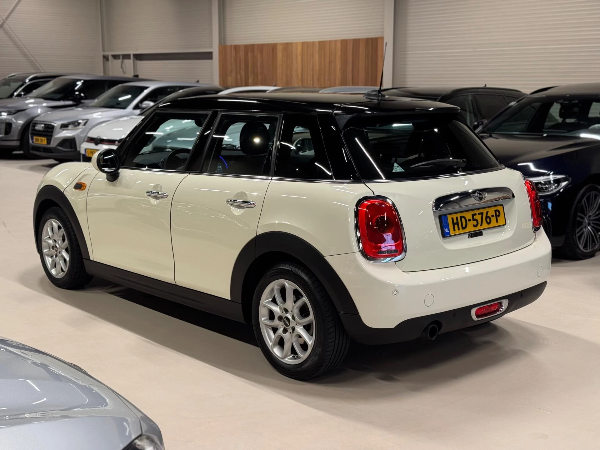 Hoofdafbeelding MINI One