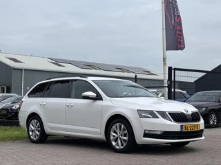 Skoda Octavia Combi 1.0 TSI Greentech Ambition Business cruise
