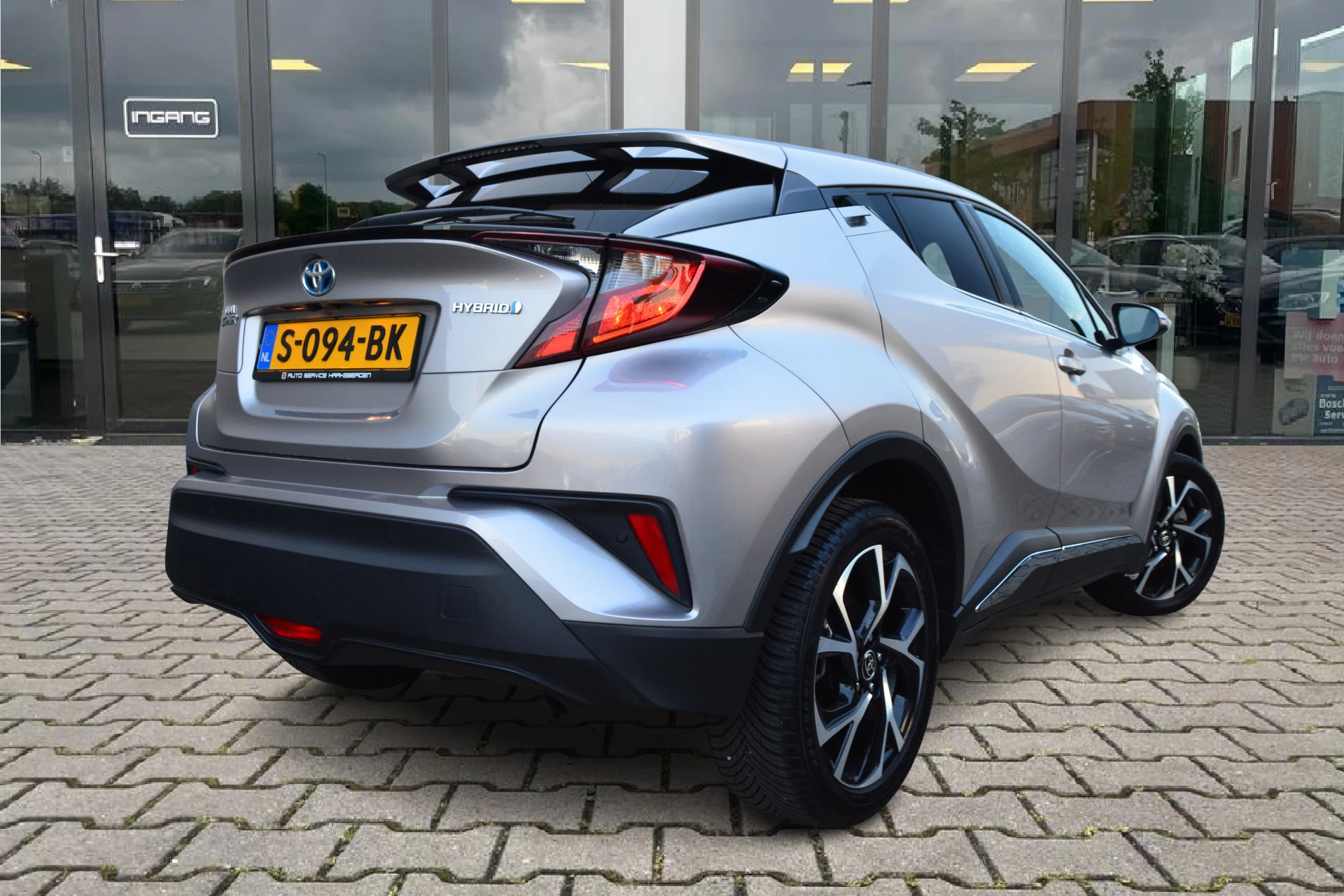 Hoofdafbeelding Toyota C-HR