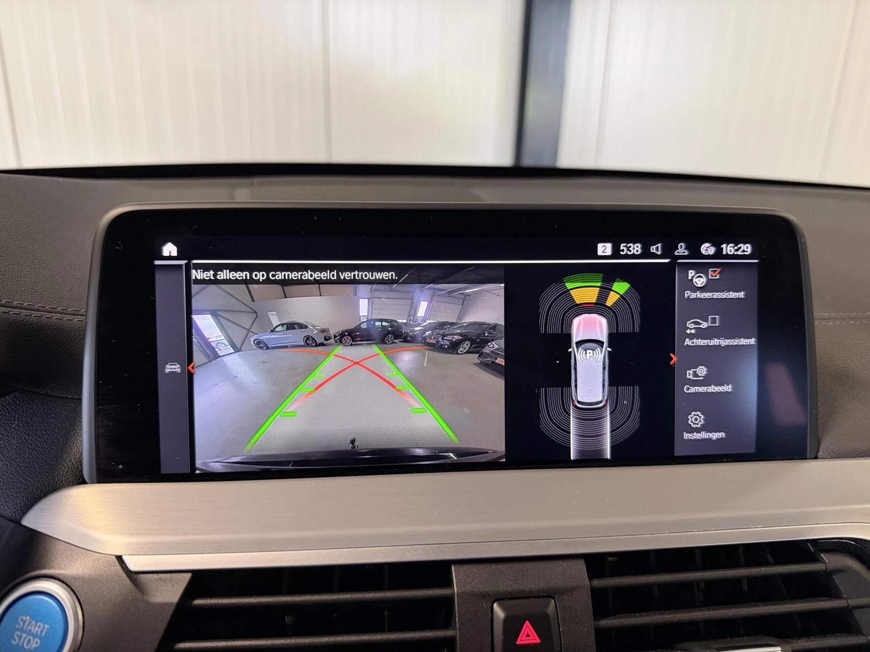 Hoofdafbeelding BMW iX3