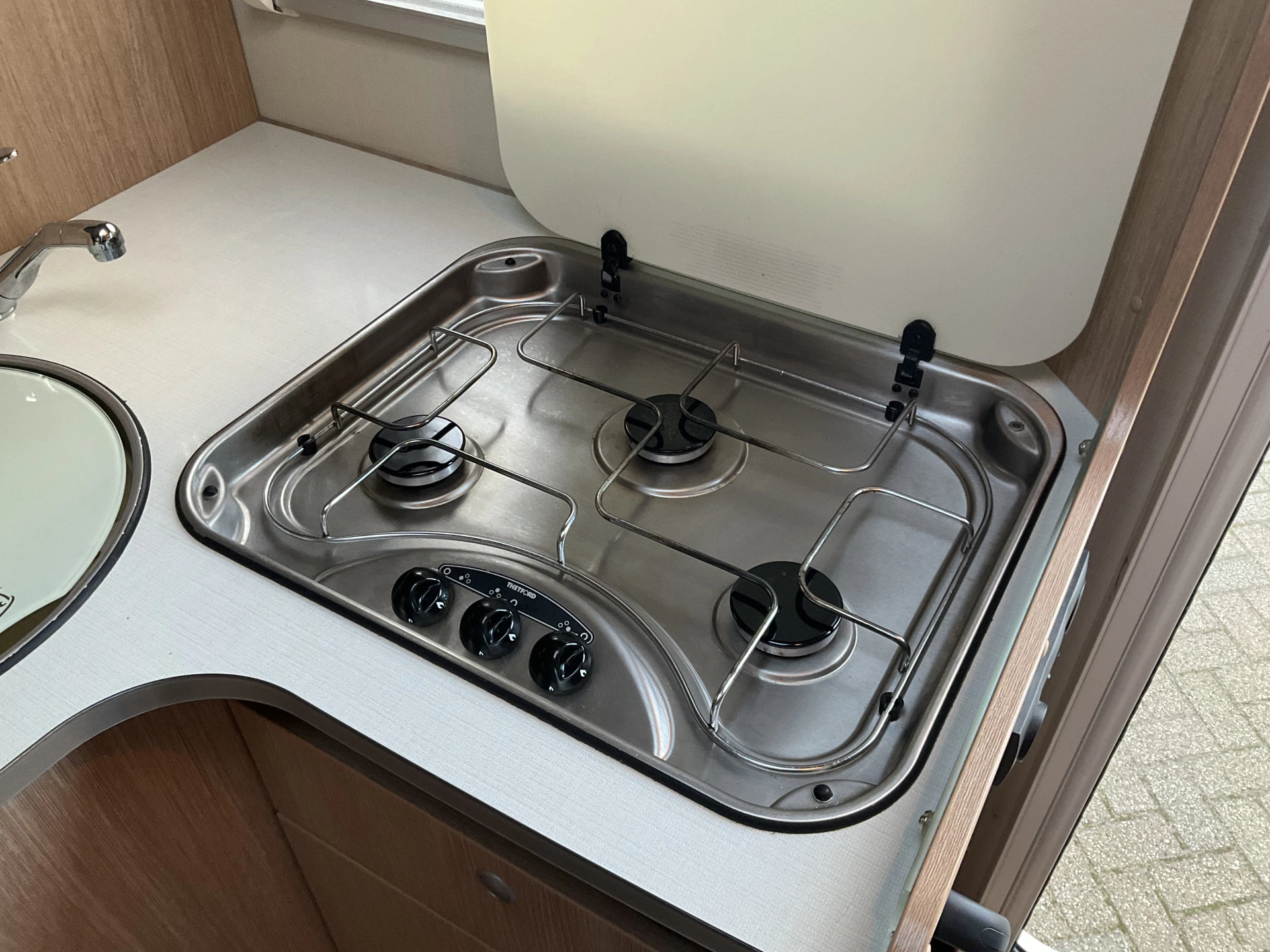 Hoofdafbeelding Carado T 59 2.3 131pk Airco Cruise Trekhaak Fietsendrager 2-Persoons Sunlight Carado