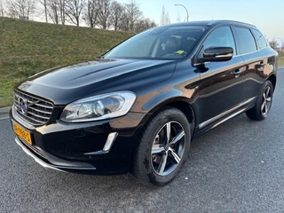 Volvo XC60 2.0 T5 FWD OC. RACE