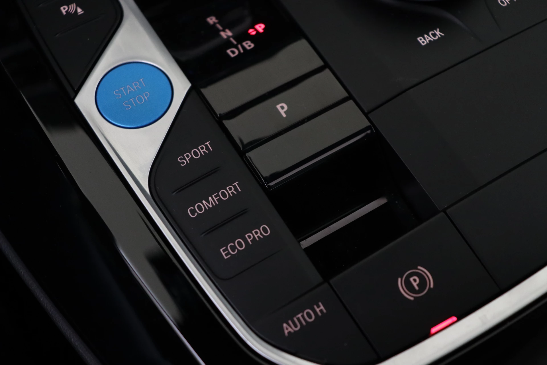 Hoofdafbeelding BMW iX3