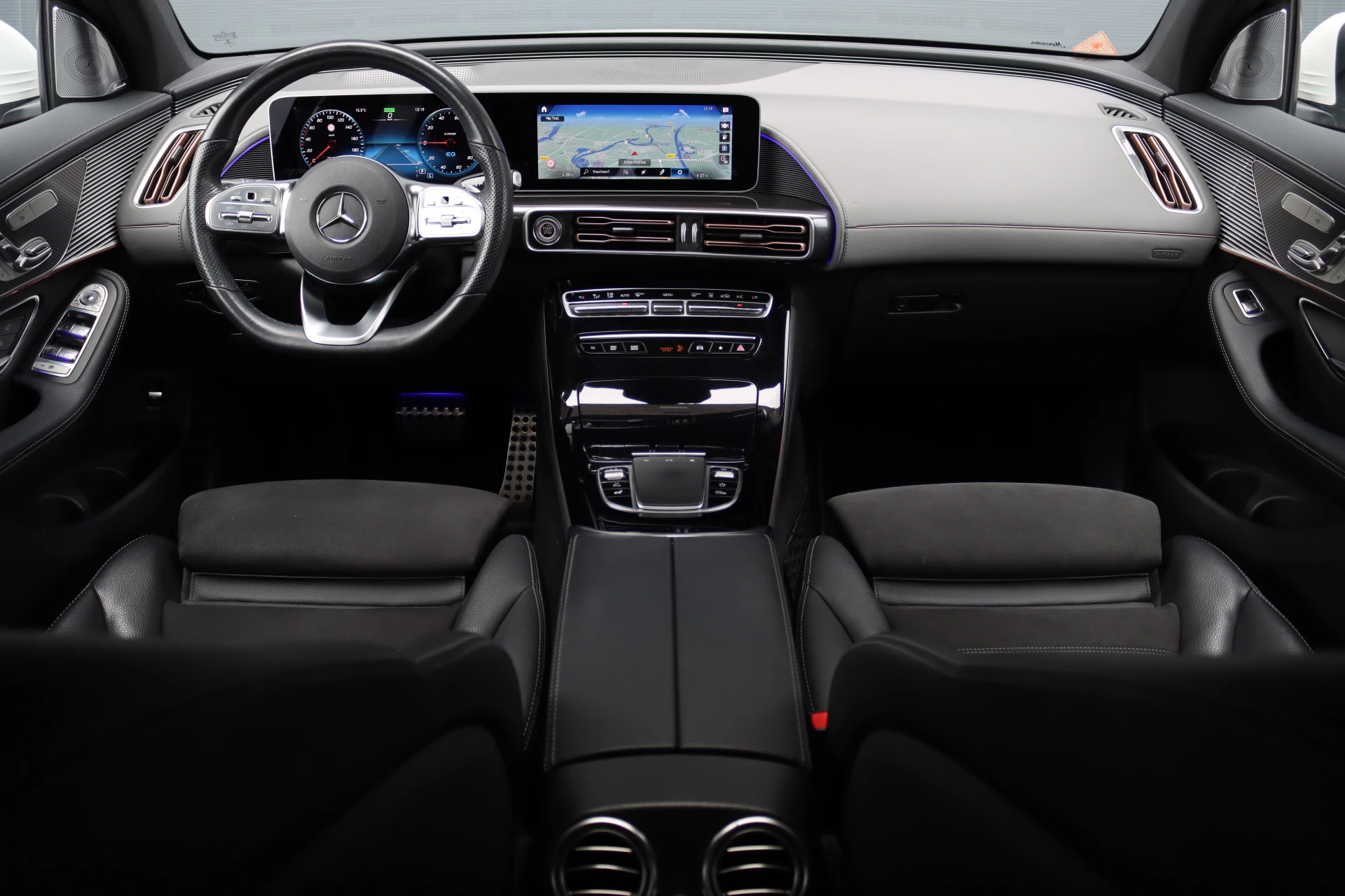 Hoofdafbeelding Mercedes-Benz EQC