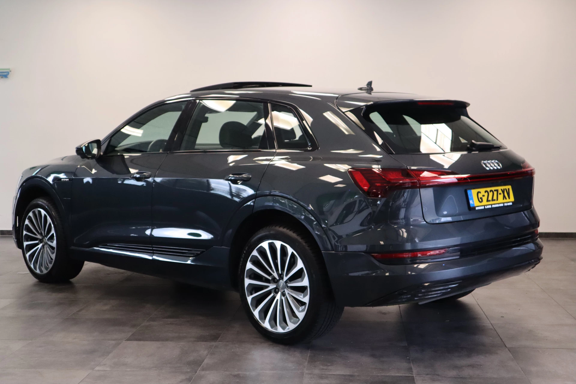 Hoofdafbeelding Audi e-tron