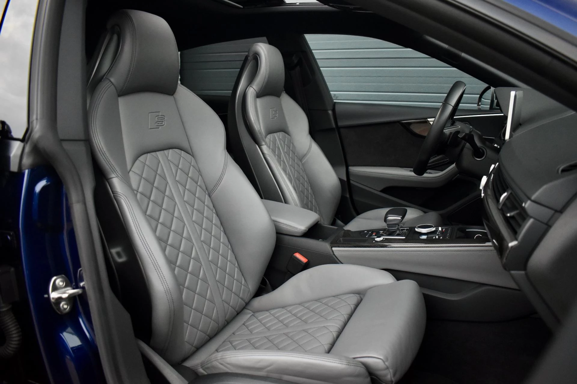 Hoofdafbeelding Audi S5