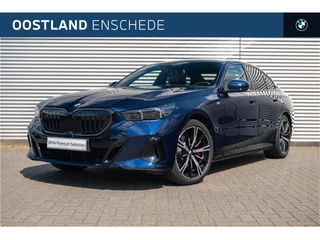 BMW 5 Serie 520i High Executive M Sport Automaat / Panoramadak / Trekhaak / Parking Assistant Professional / Stoelventilatie / Adaptieve LED / Driving Assistant Professional / Adaptief onderstel