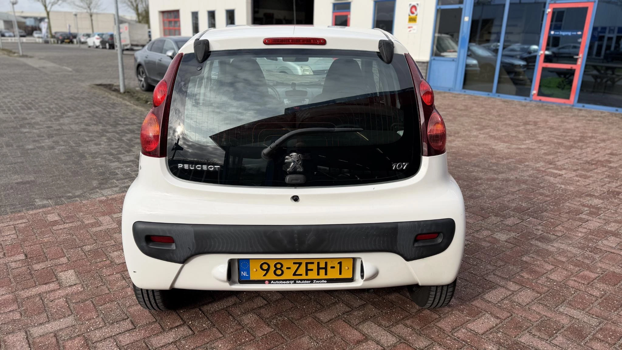 Hoofdafbeelding Peugeot 107