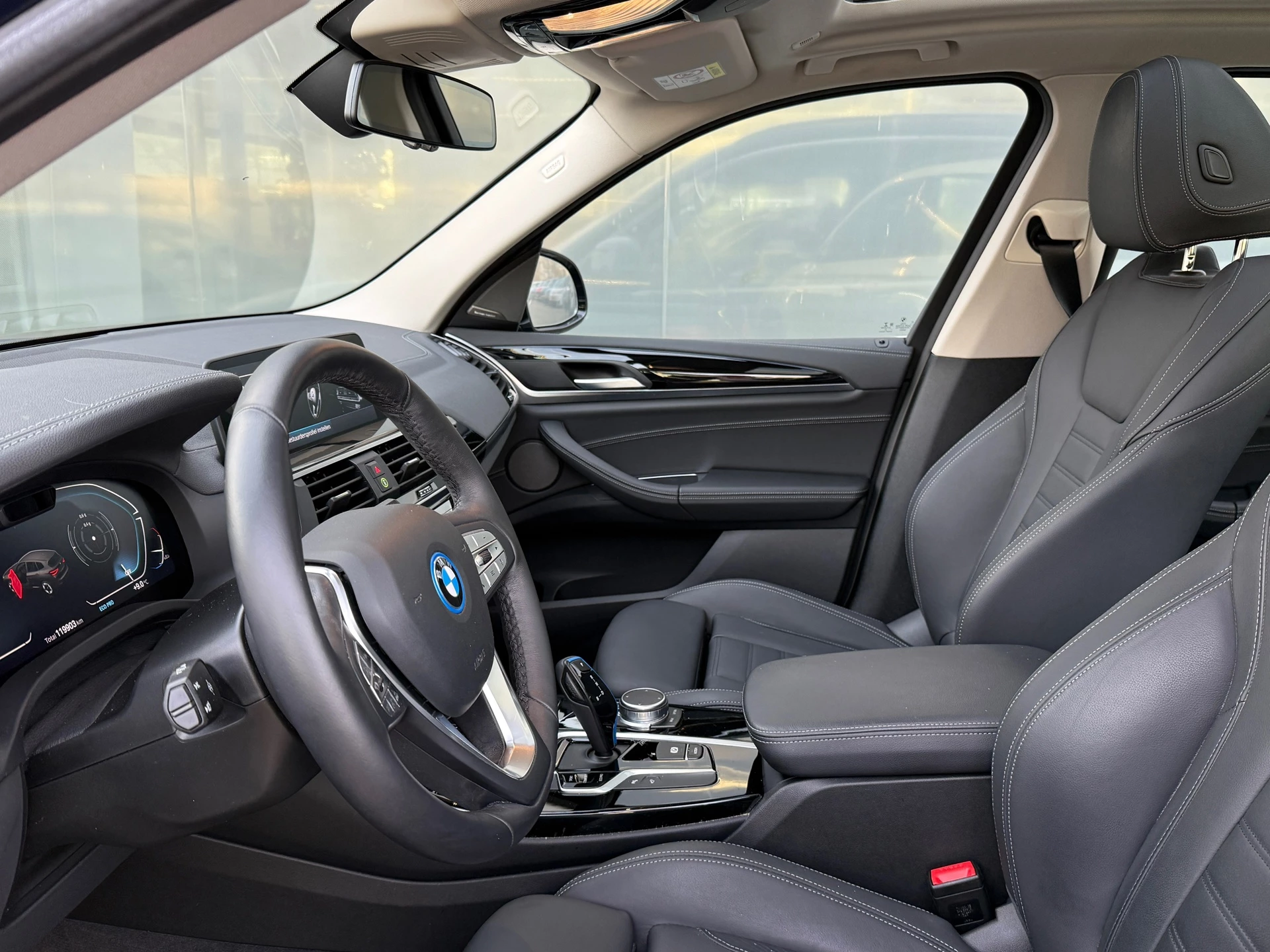 Hoofdafbeelding BMW iX3