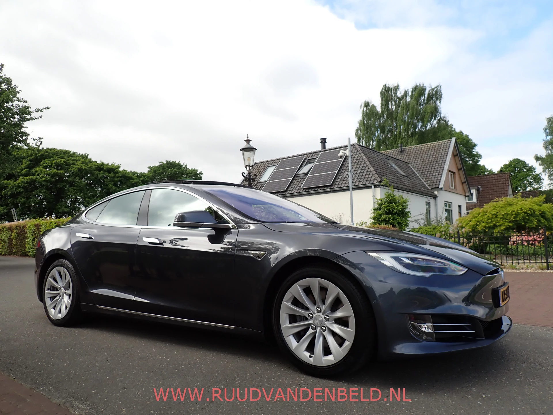 Hoofdafbeelding Tesla Model S