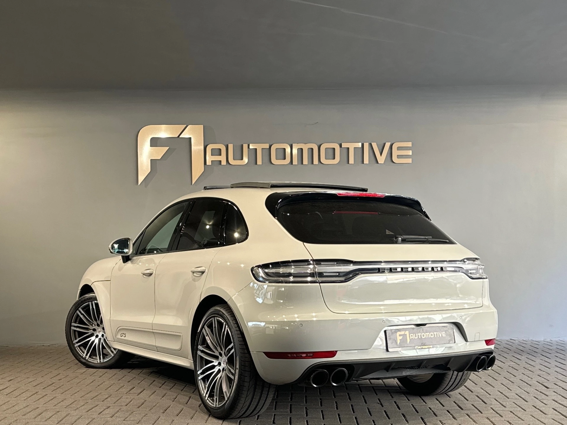 Hoofdafbeelding Porsche Macan