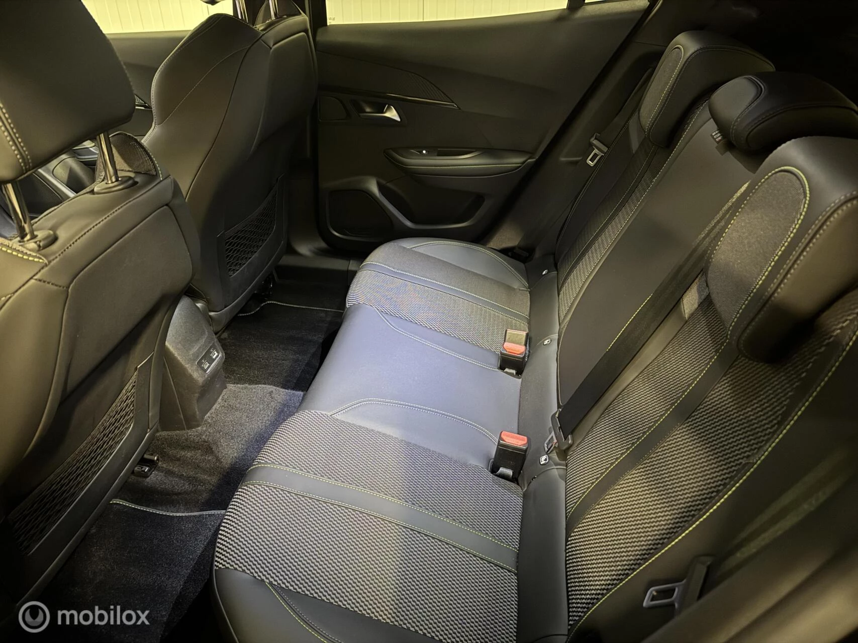 Hoofdafbeelding Peugeot e-2008