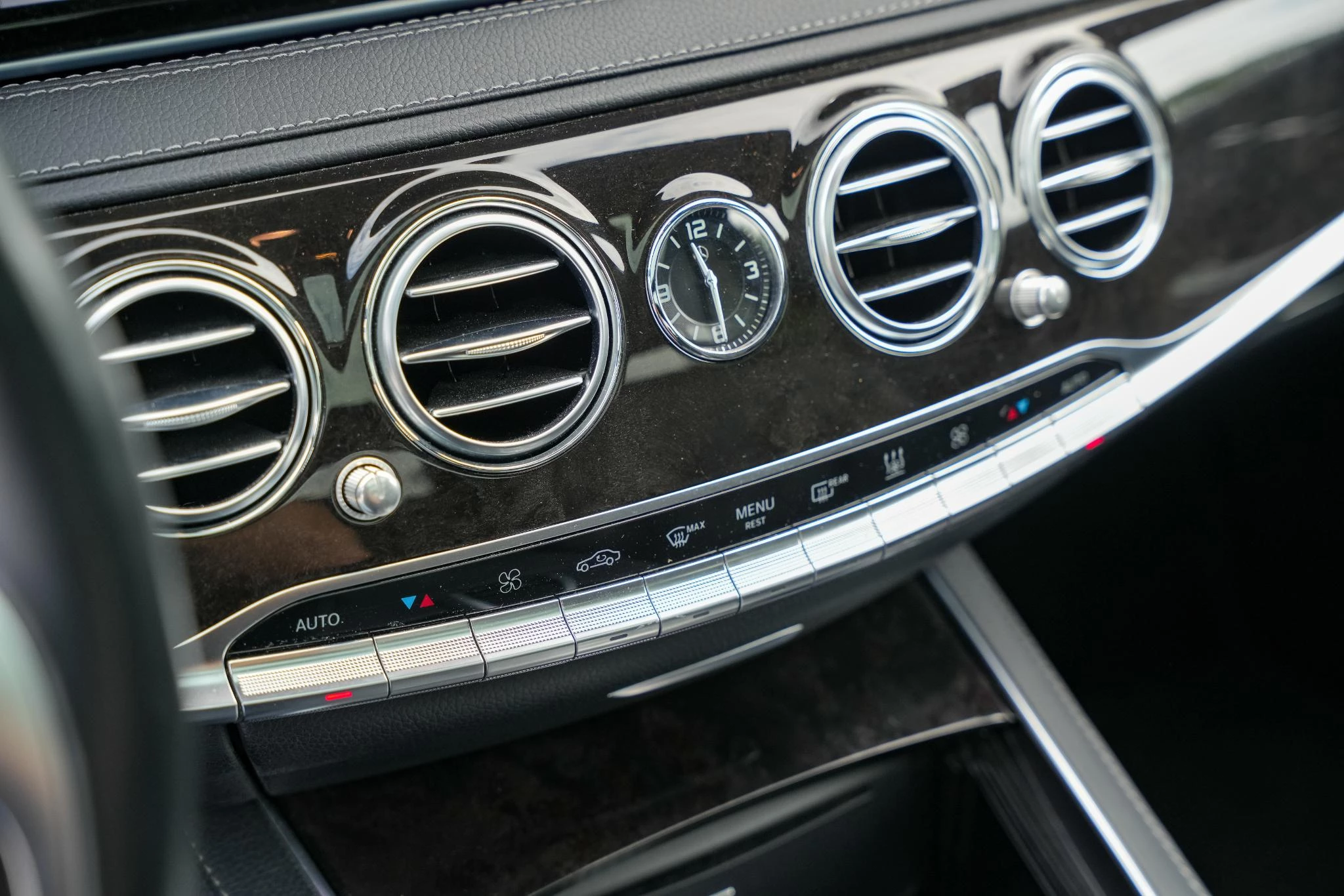 Hoofdafbeelding Mercedes-Benz S-Klasse