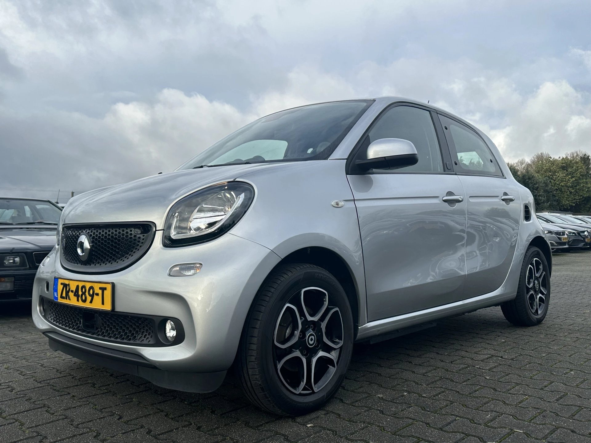 Hoofdafbeelding Smart Forfour