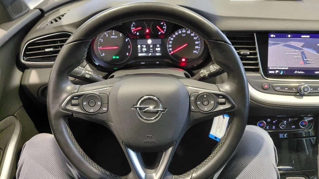 Hoofdafbeelding Opel Grandland X